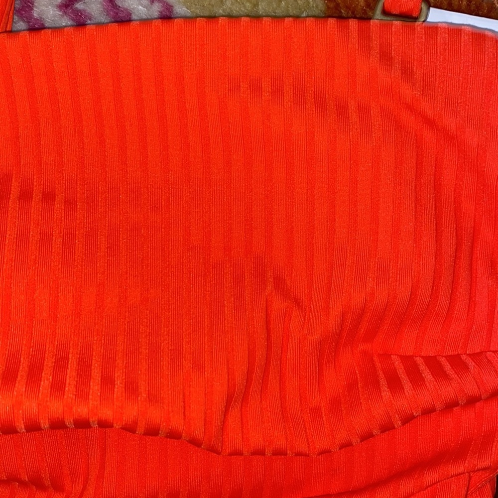 Vitamin A ribbed bikini top Mila L 10 - Picture 5 of 7